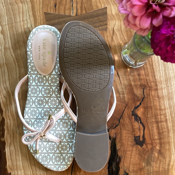 Kate Spade New York, Princess Pink, Bow-Tie Sandals. Sz. 7.5. Worn Once! - Picture 4 of 6
